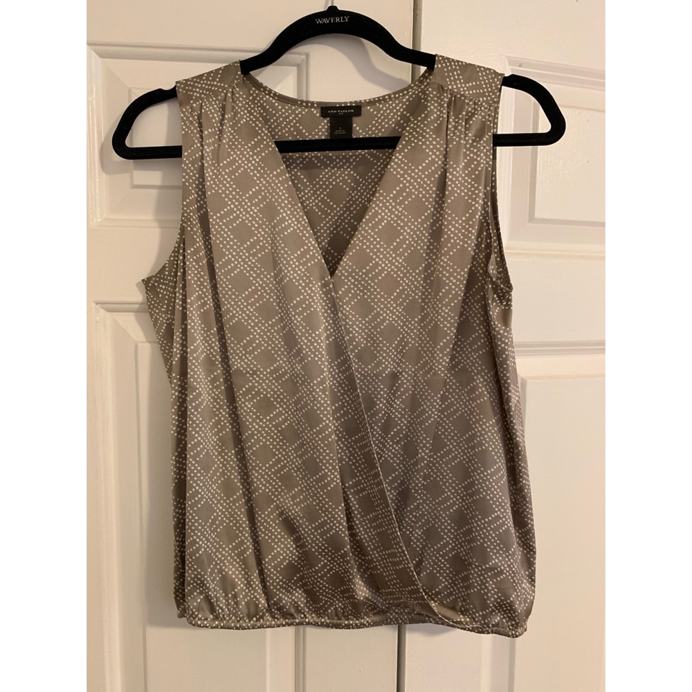 Ann Taylor polkadot blouse